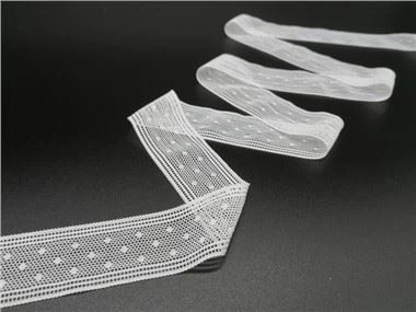 Ozko perilo čipke trim